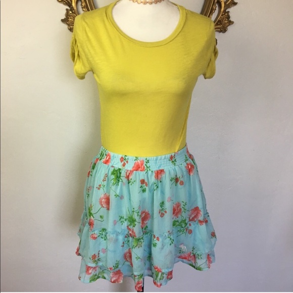 Abercrombie & Fitch Dresses & Skirts - 🛑Abercrombie & Fitch Blue Ruffled Mini Skirt  M